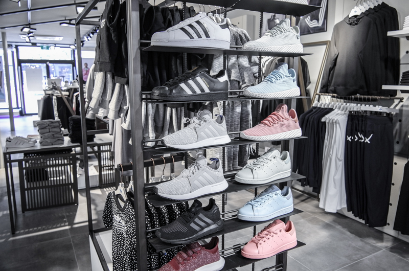 Let fajance Arctic First Look: adidas Originals Unveils Revamped Queen Street Store