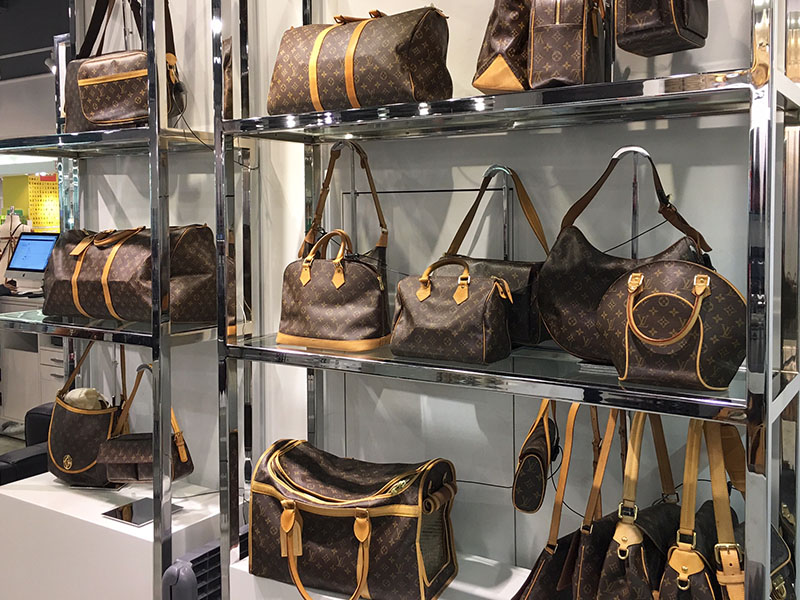 Are Louis Vuitton Bags At Dillards Realistic