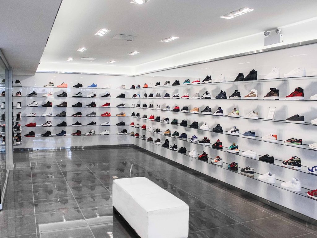 A Guide To The Best Sneaker Stores in Toronto Neighbourhoods