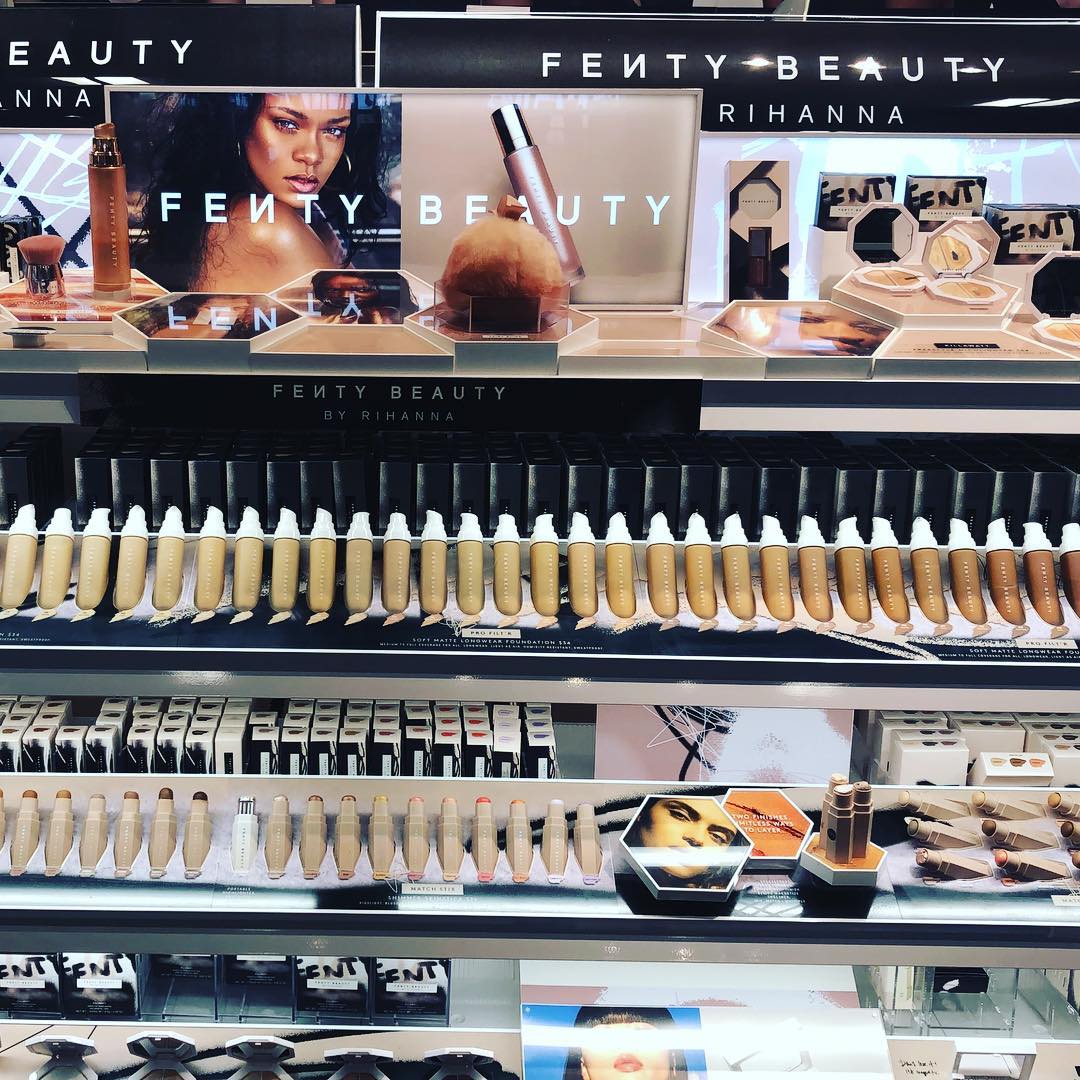 shoe stores in salmon run mall