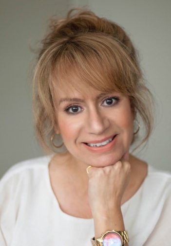 Lisa Resnet How I Got My Job: Lisa Resnic, Marketing Director Of Hillcrest Mall