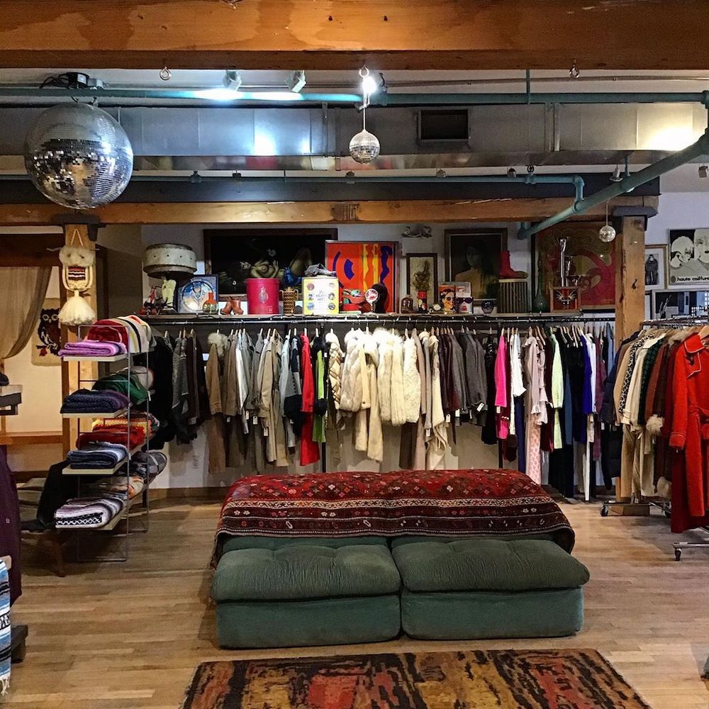 gently used clothing house of vintage toronto 