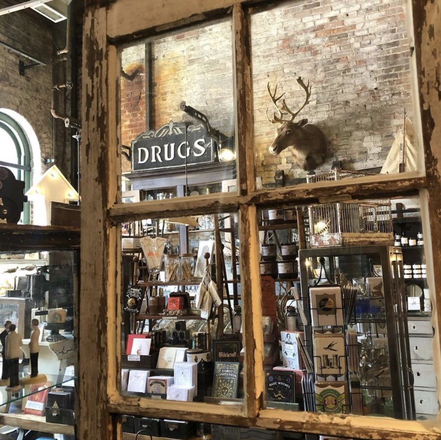 9 Of The Best Antique Stores That You Can Shop Online